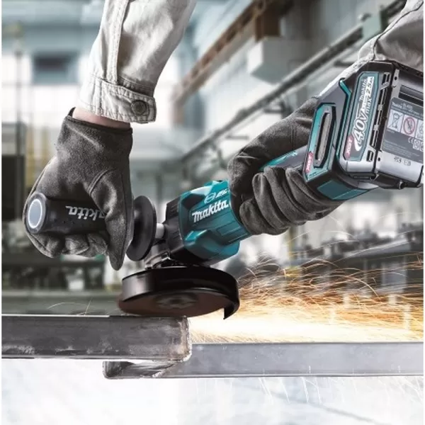 Aku úhlová bruska 125mm XGT 40V 2x4,0Ah Makita GA005GM201