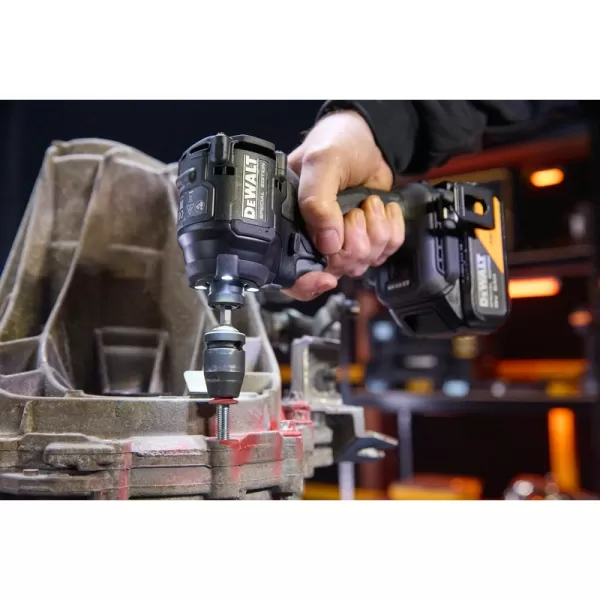 Aku rázový utahovák 18V/2x5,0Ah McLaren DeWALT DCF86MP2T
