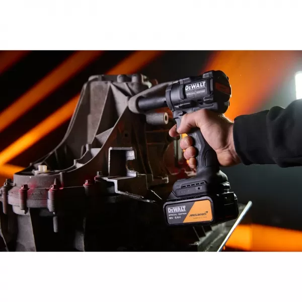 Aku rázový utahovák 18V/2x5,0Ah McLaren DeWALT DCF92MP2T