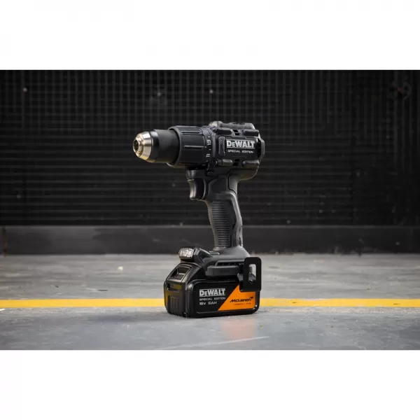 Aku příklepová vrtačka 18V/1x5,0Ah McLaren DeWALT DCD86MP1T