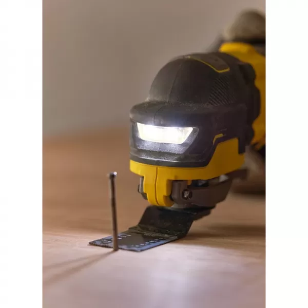 Aku bezuhlíková oscilační bruska V20 18V bez aku Stanley FatMax SFMCE510B