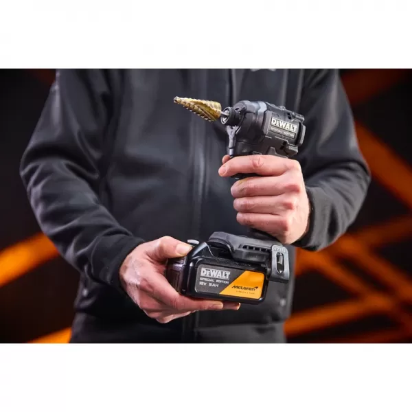 Aku rázový utahovák 18V/2x5,0Ah McLaren DeWALT DCF86MP2T