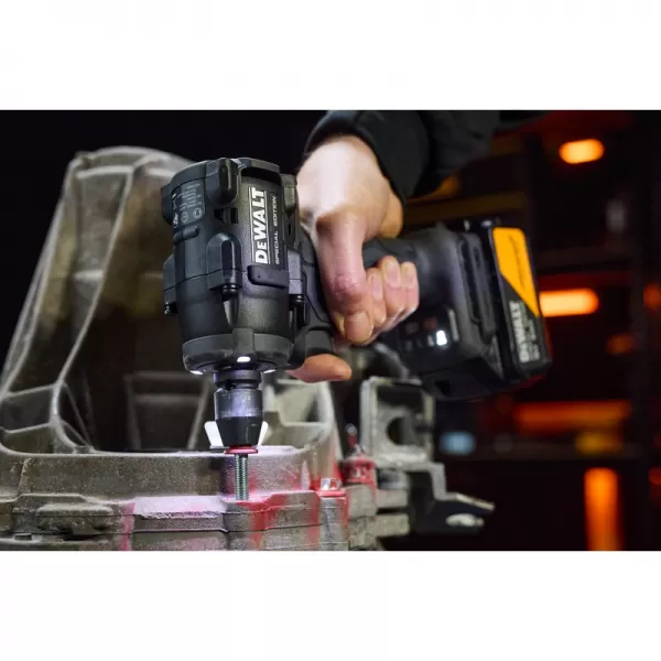 Aku rázový utahovák 18V/2x5,0Ah McLaren DeWALT DCF92MP2T