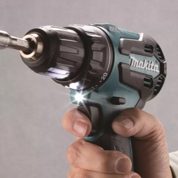 Aku bezuhlíkový šroubovák Li-ion LXT 18V 2x3,0 Ah Makpac Makita DDF490SFJ