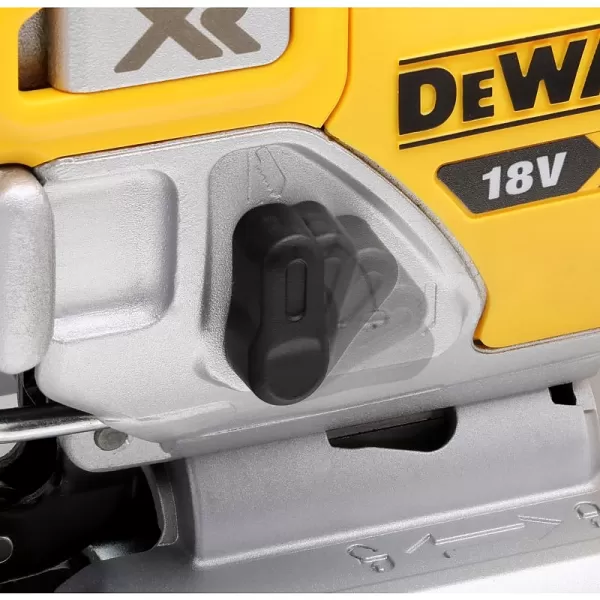 Aku přímočará pila 18V bez aku DeWALT DCS334NT