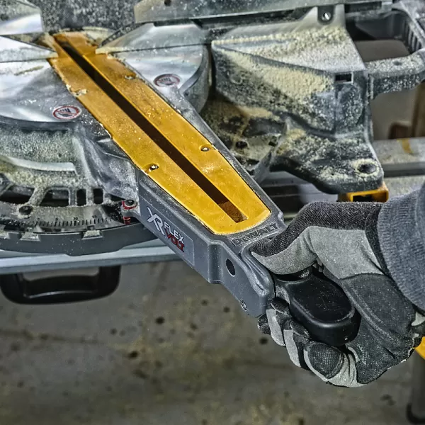 Aku pokosová pila 54V 2x6,0Ah FLEXVOLT DeWALT DCS727T2