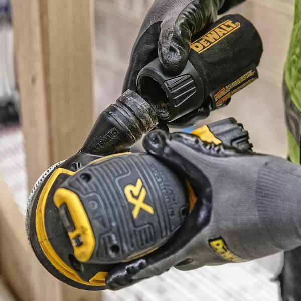 Aku excentrická bruska 125mm 18V 2x5,0Ah DeWALT DCW210P2