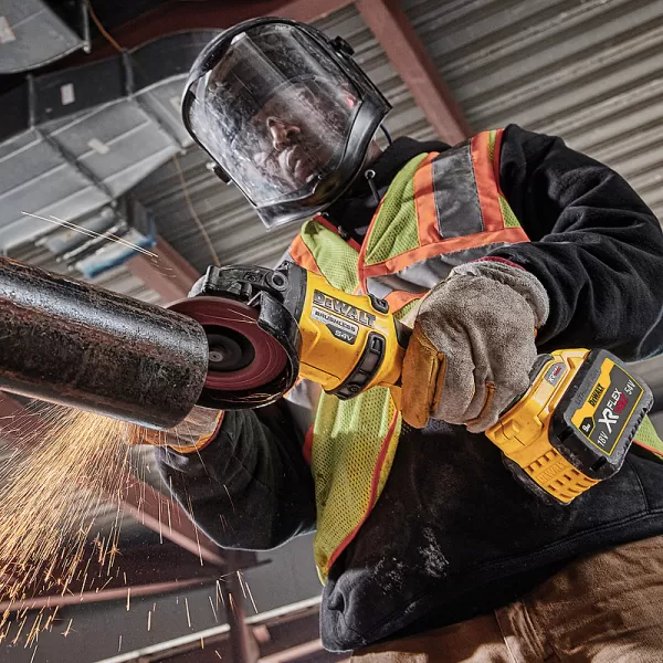 Aku úhlová bruska 125mm 54V bez aku DeWALT DCG418NT