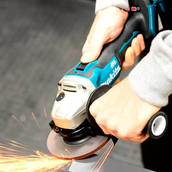 Aku úhlová bruska 125mm Li-ion 18V bez akumulátoru Makita DGA504Z