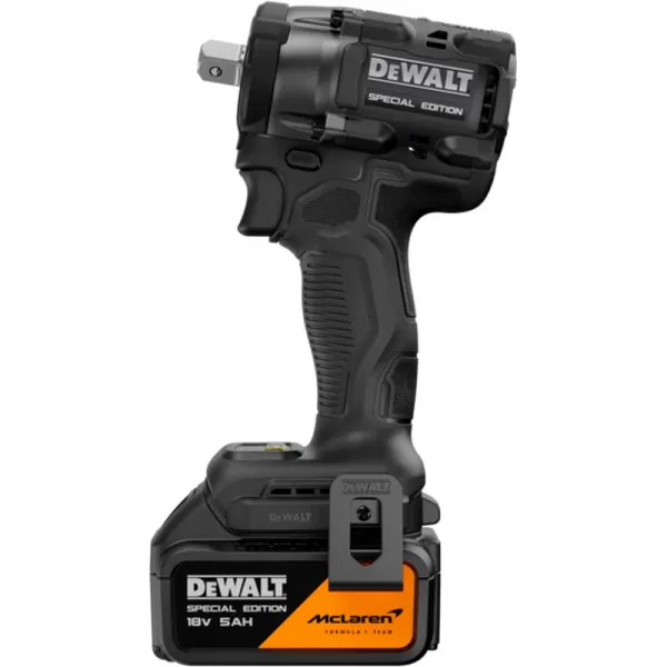 Aku rázový utahovák 18V/2x5,0Ah McLaren DeWALT DCF92MP2T