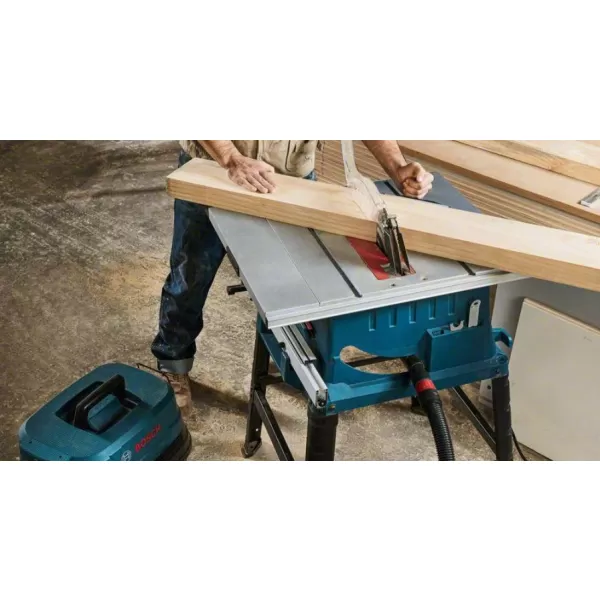 Stolní okružní pila Bosch GTS 254 0601B45000