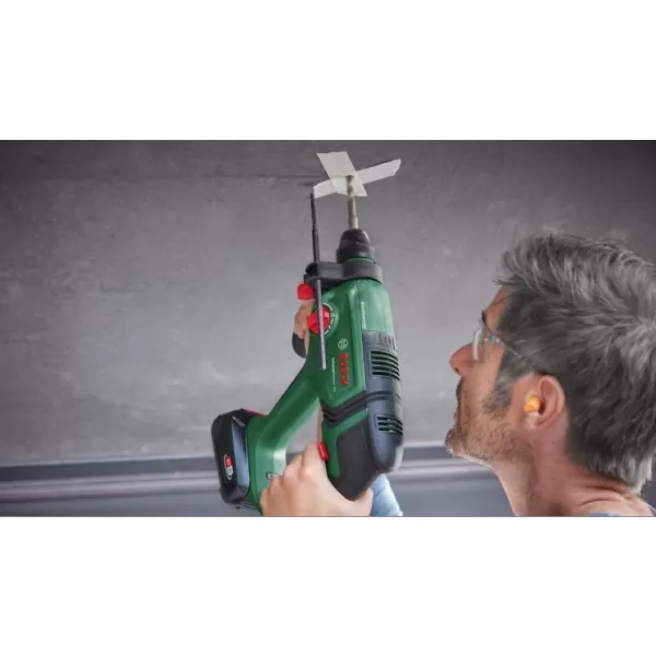 Aku vrtací kladivo Bosch UniversalHammer 18V