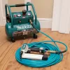 Aku kompresor Li-ion XGT 40V bez aku Makita AC001GZ