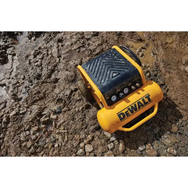 Kompresor bezolejový 17l + hadice 10m DeWALT DPC17PS