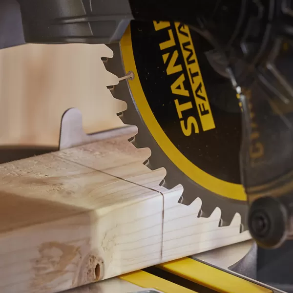 Aku pokosová pila V20 18V 1x4,0 Stanley FatMax SFMCS701M1